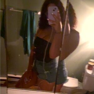 Meet your Posher, Brianna